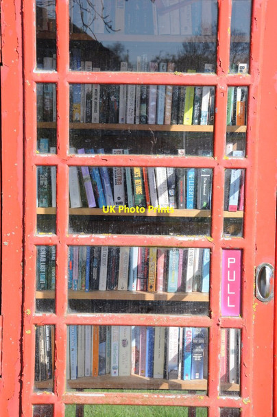 Photo 6"x4" Telephone box used as a library Halmore c2012
