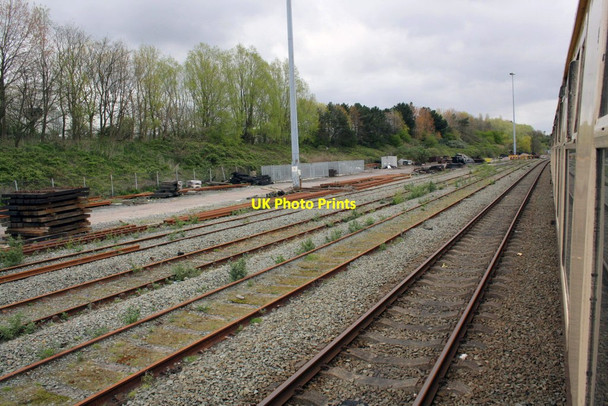 Photo 6"x4" Charter train stops in Tuebrook sidings Liverpool c2012