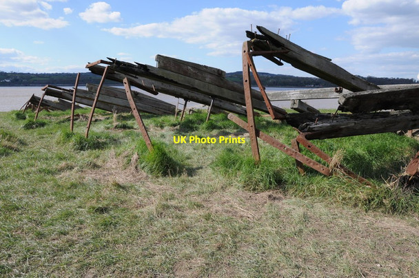 Photo 6"x4" The remains of the King Hinton\/SO6803 c2012