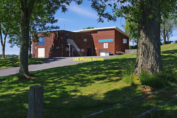 Photo 6"x4" Chelmarsh Sailing Club clubhouse, Chelmarsh Reservoir, near Sutton, Shropshire Chelmarsh c2010