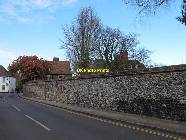 Photo 6"x4" Flint wall, Knightrider Street. Sandwich c2012