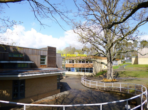Photo 6"x4" Bassett, Great Oaks School Southampton c2012