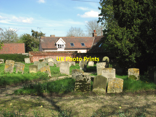 Photo 6"x4" Cottages adjoining St Margaret's churchyard, Stradishall Stradishall c2012
