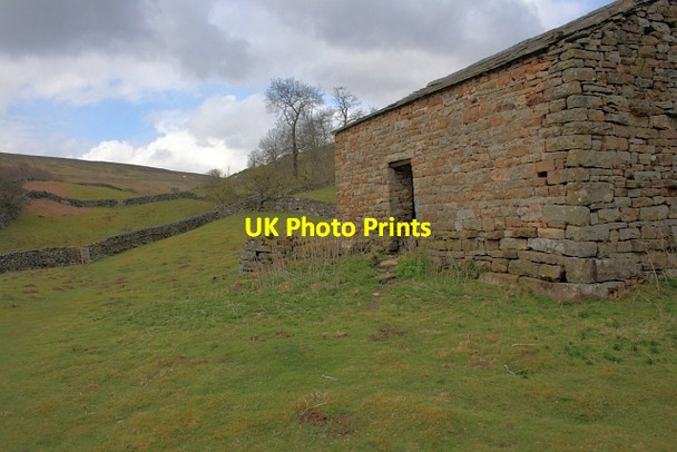 Photo 6"x4" Barn near Rutter Wood Gunnerside c2012