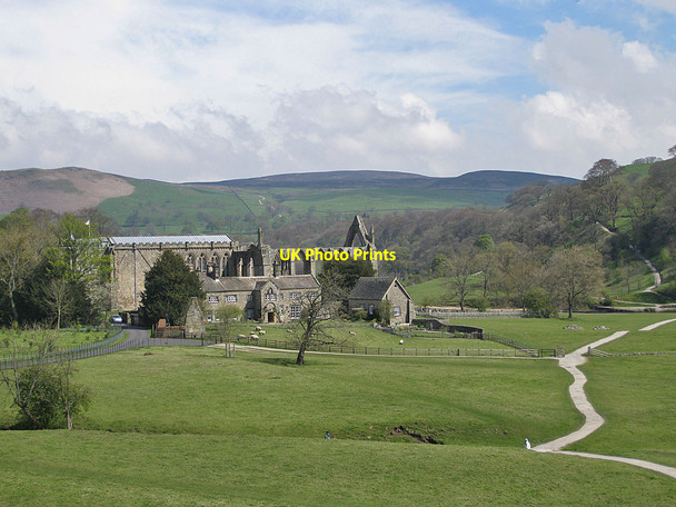 Photo 6"x4" Remains of Bolton Priory Bolton Abbey c2012