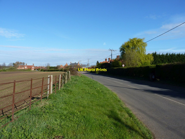 Photo 6"x4" The lane into Stanford Cliton Manor c2012