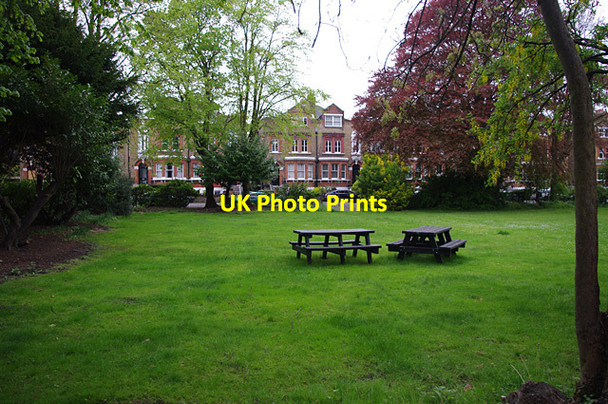 Photo 6"x4" The Gardens, SE22 Camberwell c2012