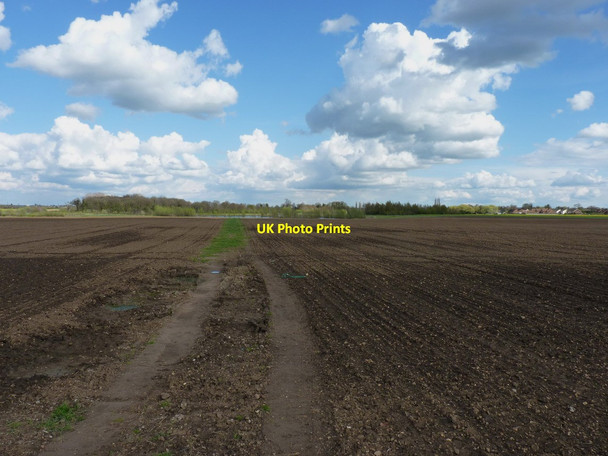 Photo 6"x4" A footpath across farmland Broom\/TL1743 c2012