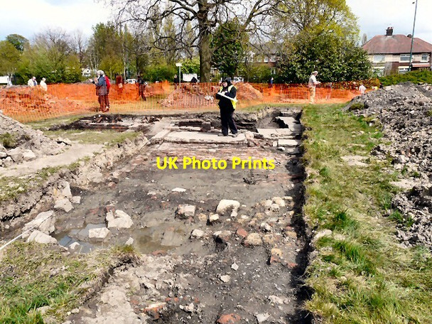 Photo 6"x4" Dig at Newton Hall Hyde\/SJ9494 c2012