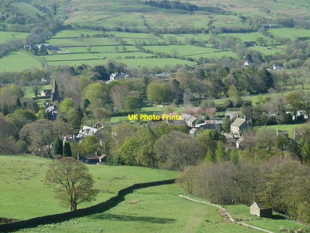 Photo 6"x4" View down to Grindsbrook Booth and Edale Grindsbrook Booth c2012