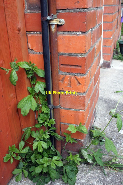 Photo 6"x4" Benchmark on #31 Springfield Road Wantage c2012