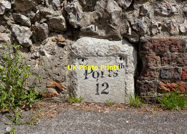 Photo 6"x4" Painted milestone, Hambledon Road Anthill Common c2012