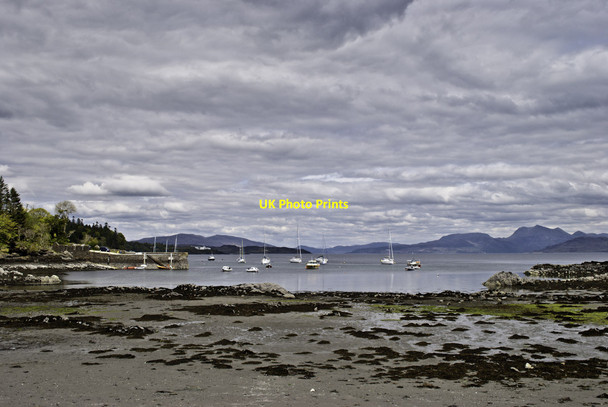 Photo 6"x4" Armadale harbour at low tide Armadale\/Armadail c2012