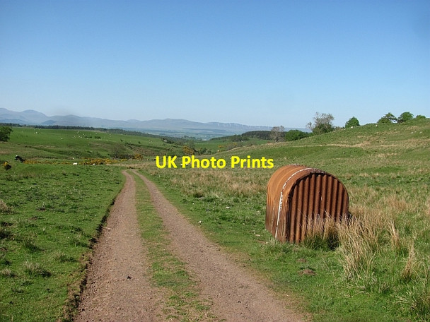 Photo 6"x4" Metal hut, Ballochleam Glentirranmuir c2012