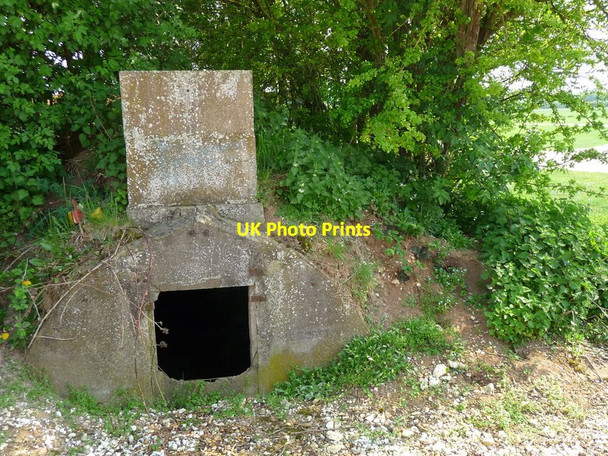 Photo 6"x4" Chilbolton - Air Raid Shelter Chilbolton Down c2011