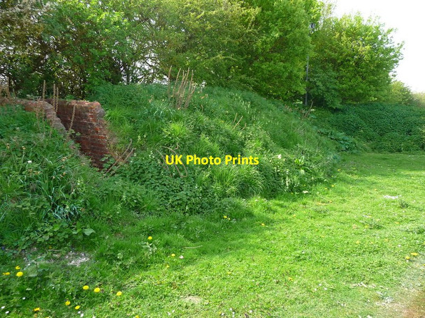 Photo 6"x4" Chilbolton - Air Raid Shelter Chilbolton Down c2011