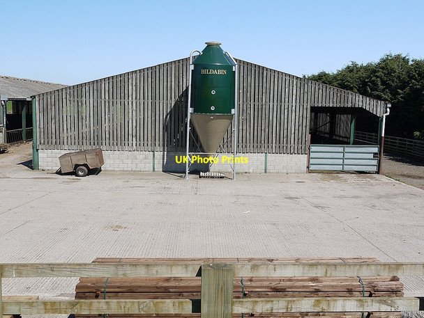 Photo 6"x4" Feed silo & cattle shed, West Horton East Horton c2012