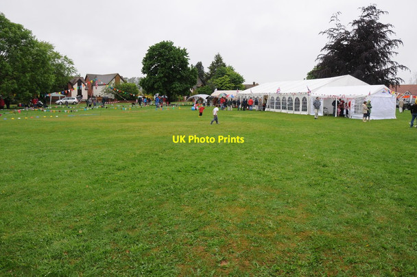 Photo 6"x4" Jubilee marquees on Twyning Green Twyning Green c2012