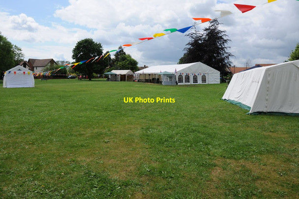 Photo 6"x4" Jubilee marquees, Twyning Green Twyning Green c2012