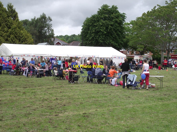 Photo 6"x4" The church in the community Exeter c2012