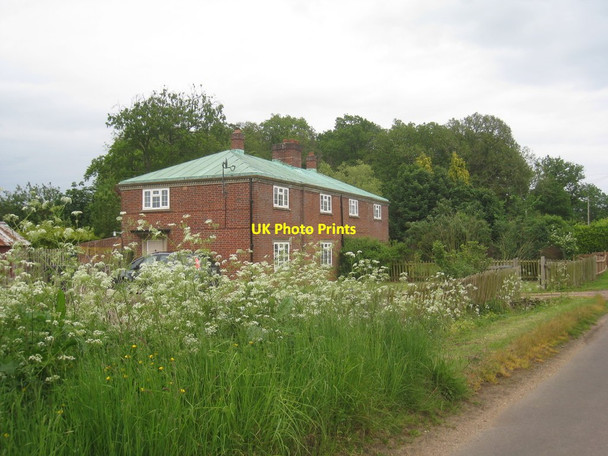 Photo 6"x4" Copper roofed cottages at East Lexham East Lexham c2012