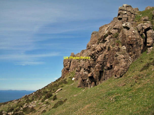 Photo 6"x4" Crag on Ben Skriaig Borreraig c2012