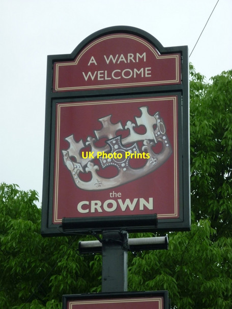 Photo 6"x4" The Crown on Batley Road Ossett c2012 P1