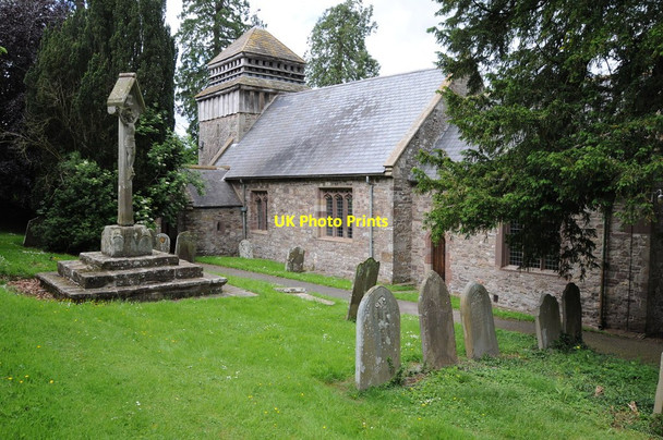Photo 6"x4" Llanddewi Rhydderch church Llanddewi Rhydderch c2012