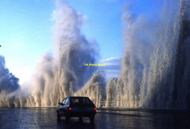 Photo 6"x4" Rough Seas Marine Drive, Scarborough 1985 Scarborough\/TA0388 c1985