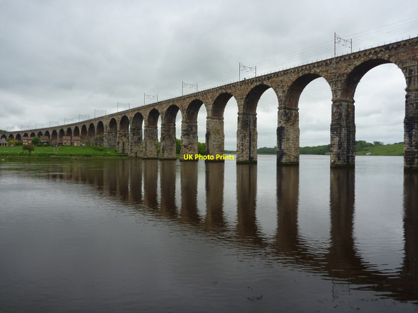 Photo 6"x4" Coastal Berwickshire : The Royal Border Bridge Berwick-upon-Tweed c2012