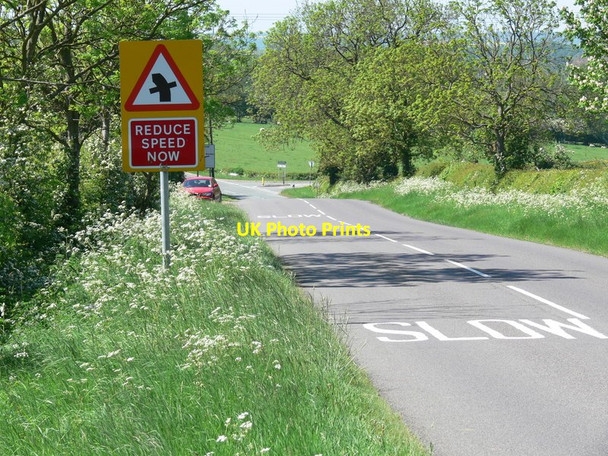 Photo 6"x4" Heading down Twfyord Road Barsby c2012