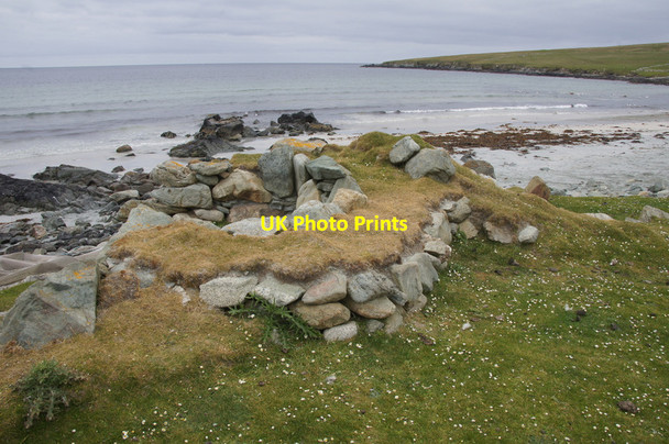 Photo 6"x4" Bronze age roundhouse at the Easting Mailand c2012