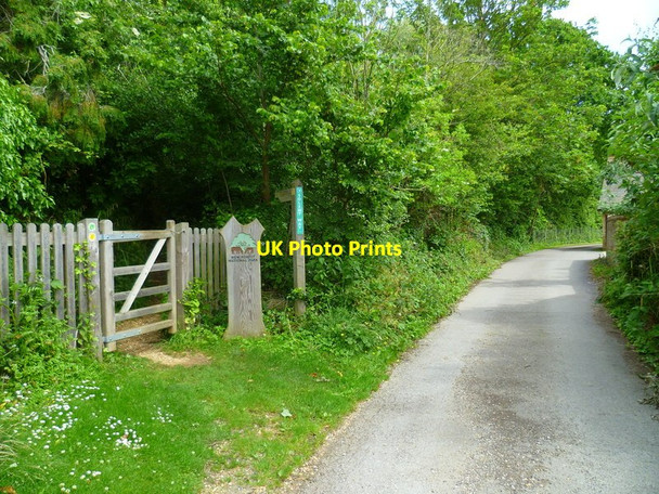Photo 6"x4" The Solent Way (54) Lymington c2012