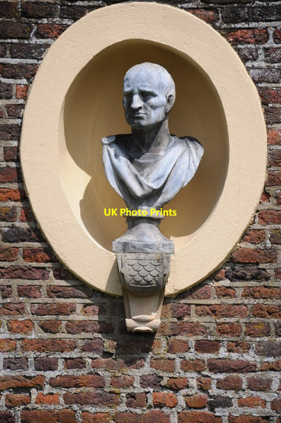 Photo 6"x4" Bust in the grounds of Ham House Richmond\/TQ1874 c2012