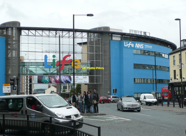Photo 6"x4" Life NHS Newcastle University Newcastle upon Tyne c2012