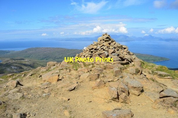 Photo 6"x4" Hallival Summit Cairn Kinloch\/NM4099 c2012