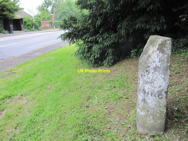 Photo 6"x4" Reading 4 Purley on Thames c2012
