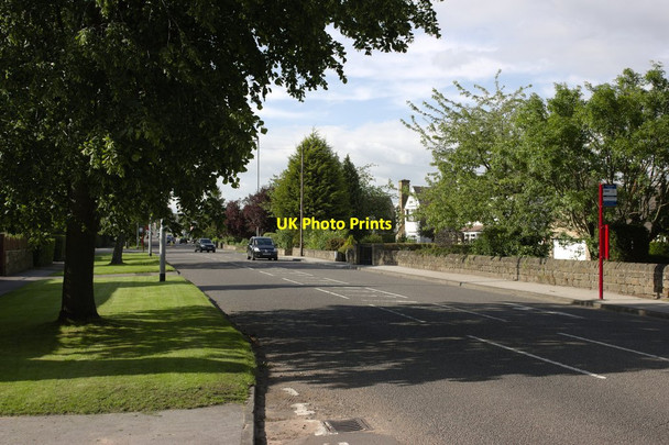 Photo 6"x4" Bus Stop, Bradford Road Guiseley c2012
