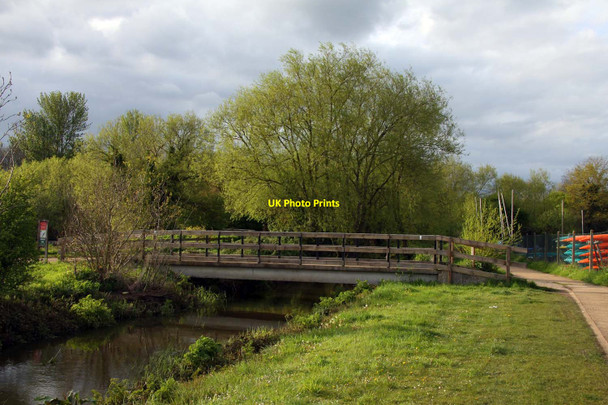 Photo 6"x4" Footbridge over Emm Brook Merryhill Green c2012 P1
