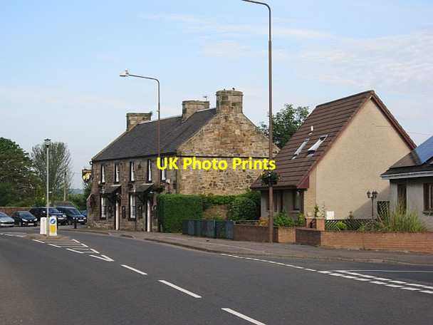 Photo 6"x4" The Grapes, East Calder Livingston c2012