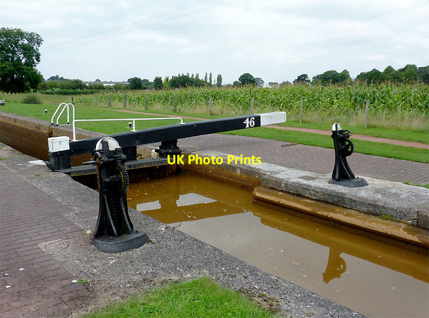Photo 6"x4" Paired Locks No 46 near Church Lawton, Cheshire Kidsgrove c2011