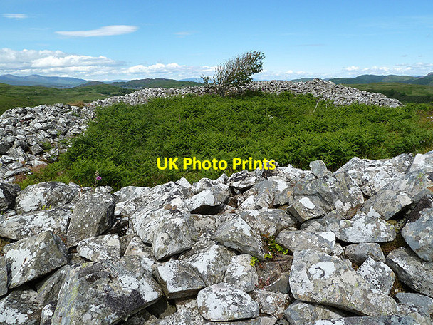 Photo 6"x4" An Iron Age hill fort on Luing Ardinamir c2012