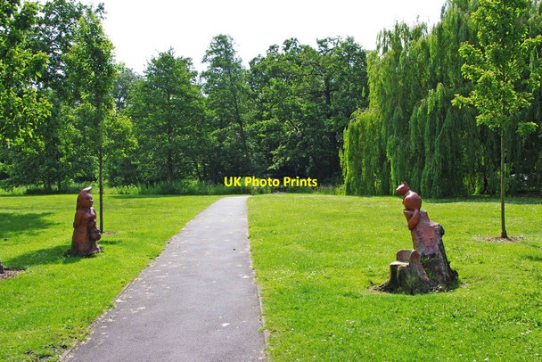 Photo 6"x4" Path and carved figures, Broadwaters Park, Stourbridge Road, Broadwaters, Kidderminster Kidderminster c2012