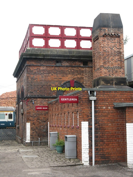 Photo 6"x4" Water tank and toilet block at Barrow Hill Staveley\/SK4374 c2012
