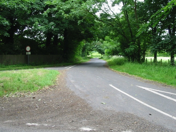 Photo 6"x4" Road junction to the E of Acrise Place Ridge Row c2008