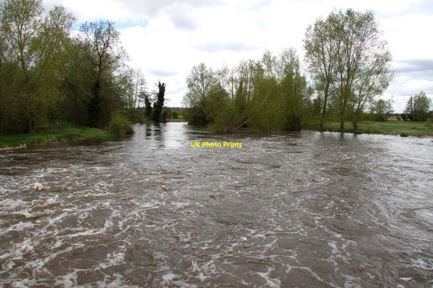Photo 6"x4" The River Kennet from the weir Sheffield Bottom c2012