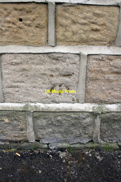 Photo 6"x4" Benchmark on #20 Wren Street (Parson Street face) Keighley c2012
