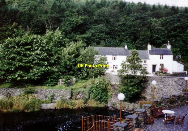 Photo 6"x4" Cottages beside the River Leven in 1992 Backbarrow c1992