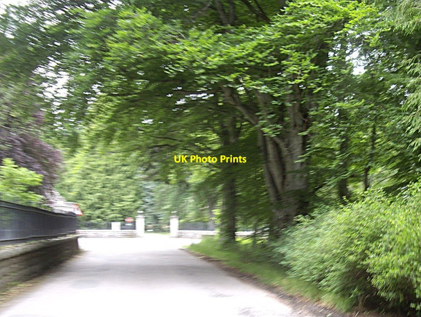 Photo 6"x4" Approaching the entrance to Balmoral Castle Crathie\/NO2694 c2012