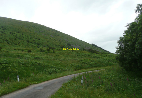 Photo 6"x4" Screes on Snear Hill Middleton Hall\/NT9825 c2012